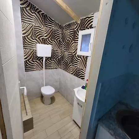 Apartment Cunami Kuca Za Zurke 3 Voznja Gliserom *