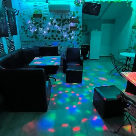 Apartment Cunami Kuca Za Zurke 3 Voznja Gliserom